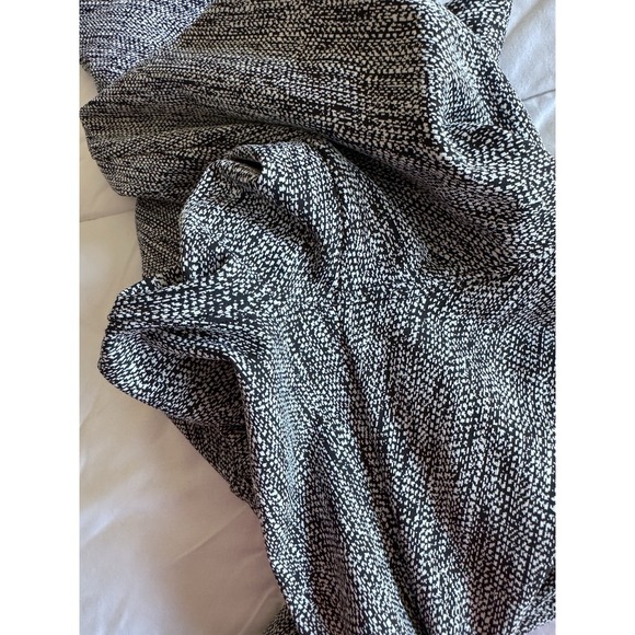 Athleta Pixy Drifter Tight Women's Size Medium Zip Pocket, Ankle Legging Blk/Whi - Picture 9 of 11